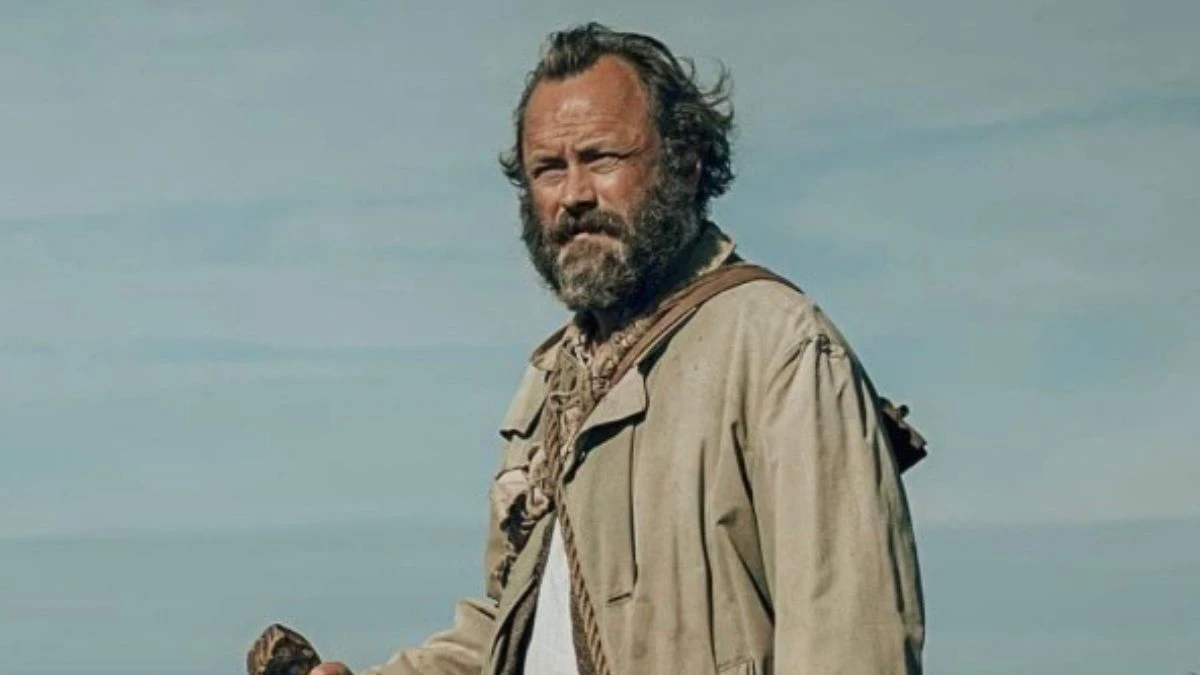 Rafał Wilczur (Leszek Lichota) after losing his memory, from The Forgotten Love, a Polish romantic film on Netflix