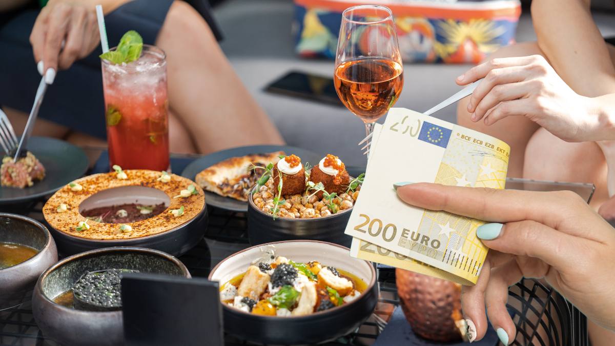Avoid Common Restaurant Scams